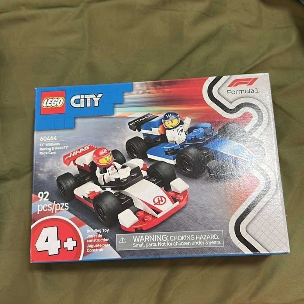 LEGO City Formula 1 Race Cars - Red, Blue - Picture 1 of 3